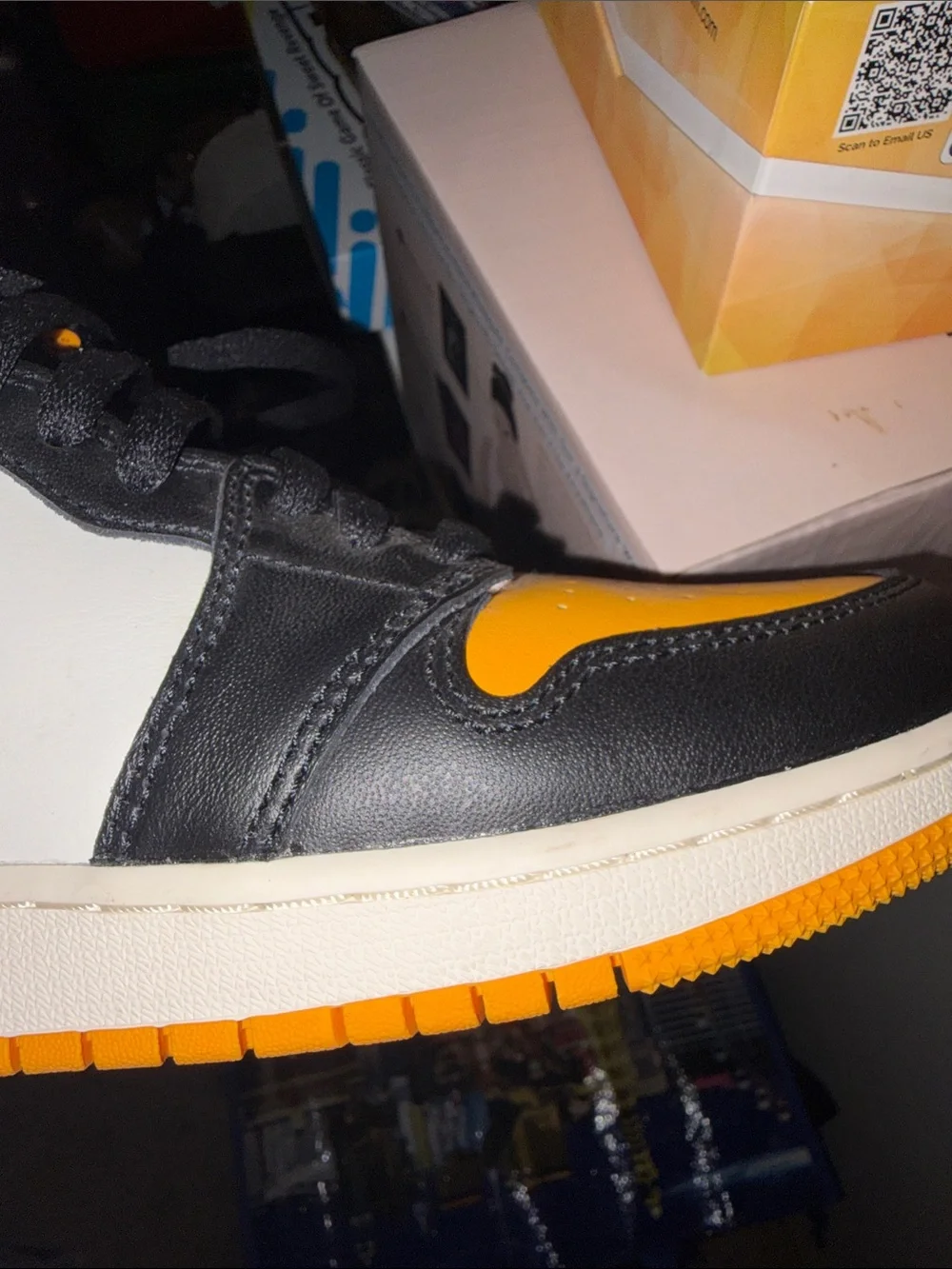 Nike Air Jordan 1
